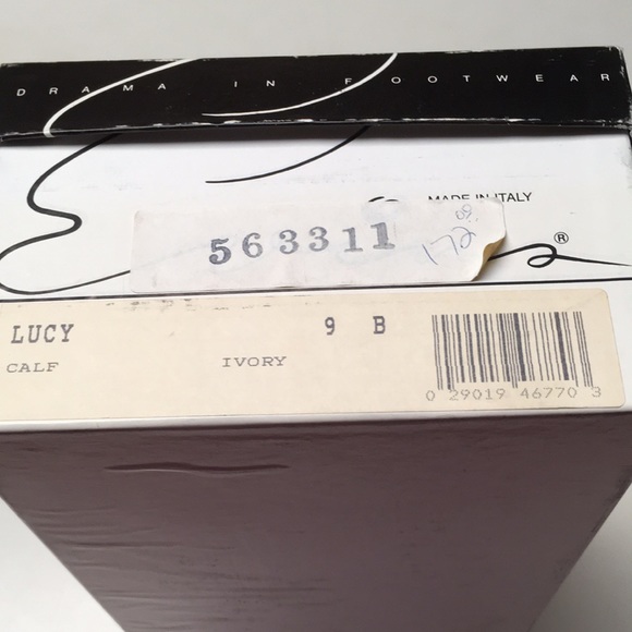 Vintage David Evian Peep Ivory Shoes - Picture 8 of 8